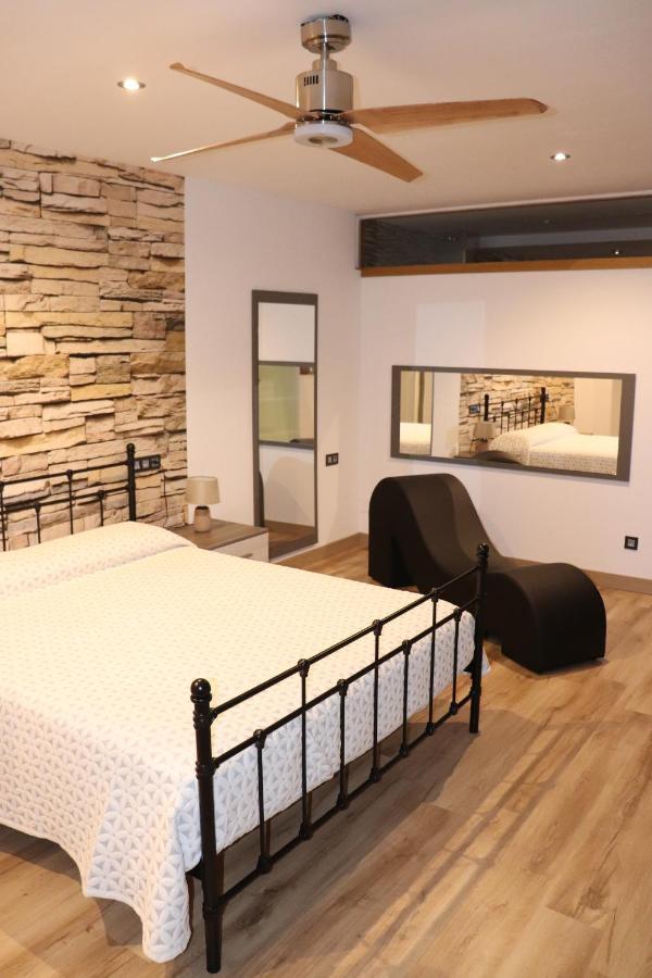 Loft romàntic Ca l'Enric Viqué-Baix Empordà Regencós Exterior foto